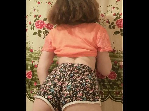 ❤️ Сексуальная юная малышка делает стриптиз снимая свои шортики на камеру ❤️ Порно ролики на pinkporno.ru ❌❤
